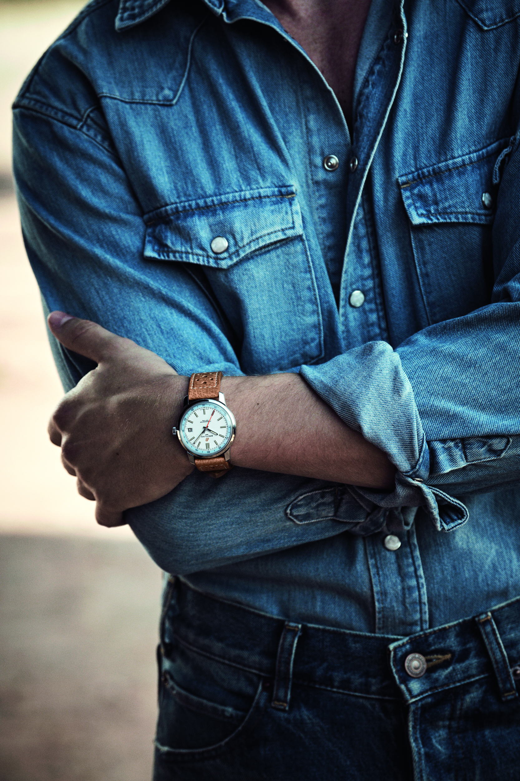 Top Time B31大三針,Austin Butler主打款,Cal. B31,自動上鏈,精鋼錶殼(38mm),白色錶盤,計時功能,動力儲存78小時,C.O.S.C.,防水100米,NT173,000。